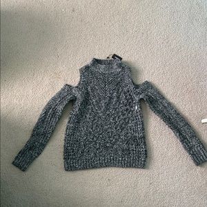 Shoulder cut out sweater